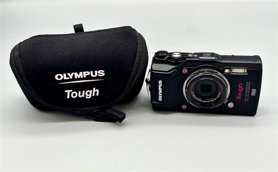 O) Olympus Tough TG-5 Digital Camera with Case