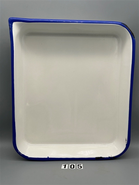 (1) Near Perfect Porcelain Enamel Photo Darkroom Tray for Developing Standard 8x10 Prints