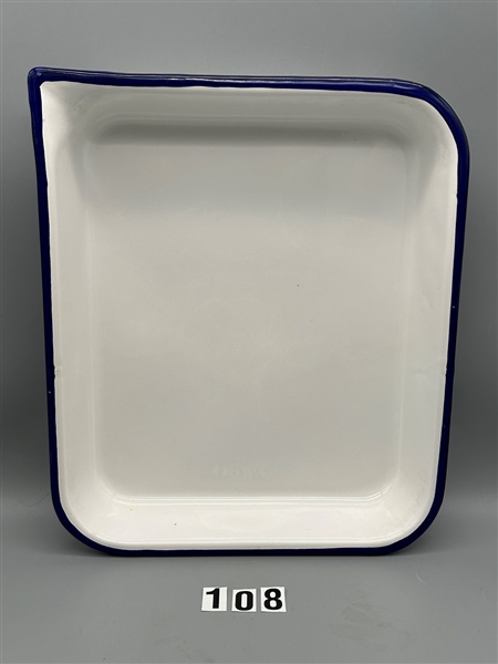 (1) Near Perfect Porcelain Enamel Photo Darkroom Tray for Developing Standard 8x10 Prints