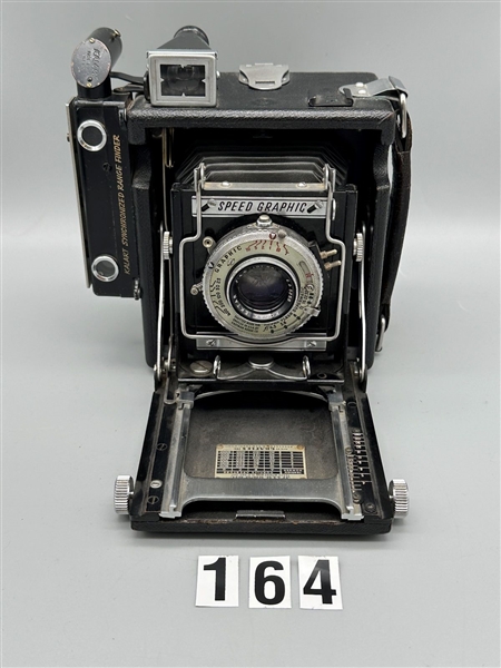 1940s Speed Graphic 2 1/4 x 3 1/4 Camera