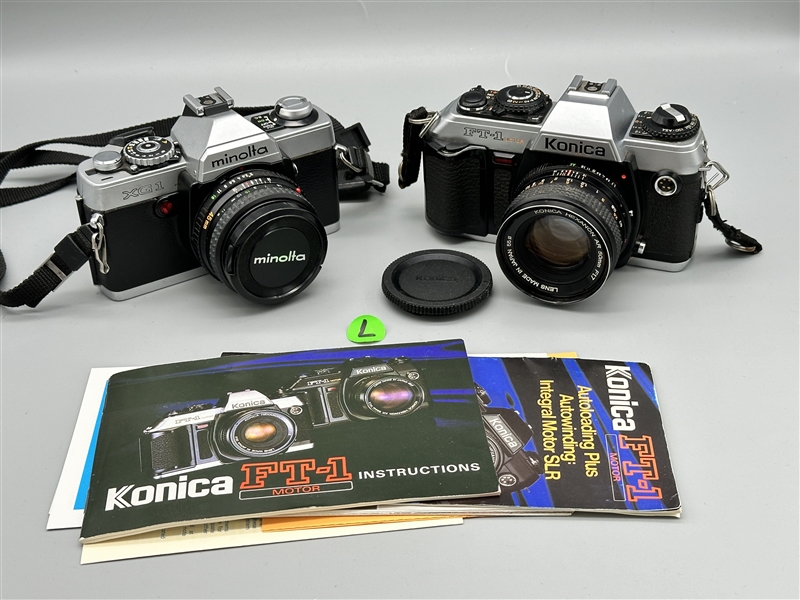 (L) Minotla & Konica 35mm SLR Cameras