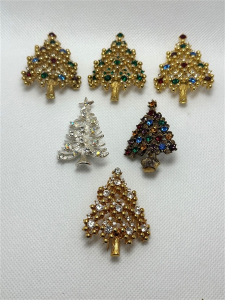 (6) Eisenberg Christmas Tree Brooches