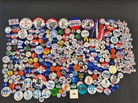 (285) Hubert Humphrey, Muskie Political Buttons