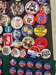 (286) John Kerry Political Campaign Buttons