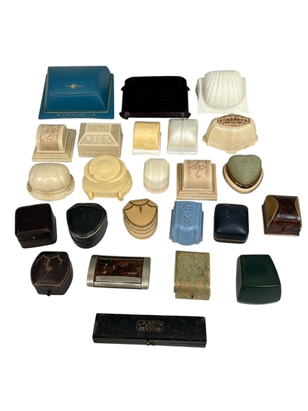 (24) Vintage Jewelry Boxes; Celluloid, Lucite, Leather