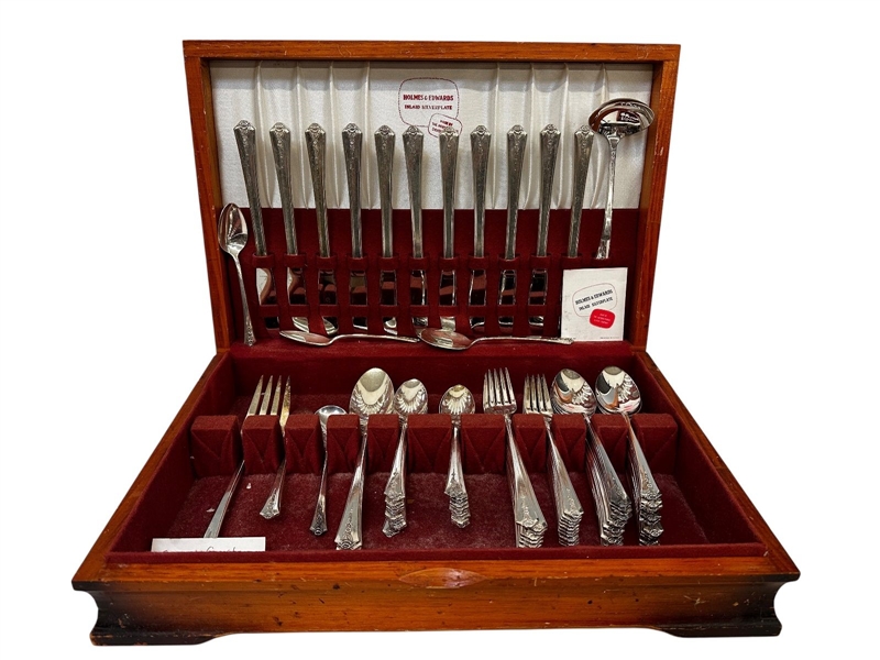 Silver Plate Flatware Set Holmes and Edwards 1950 "Spring Garden"