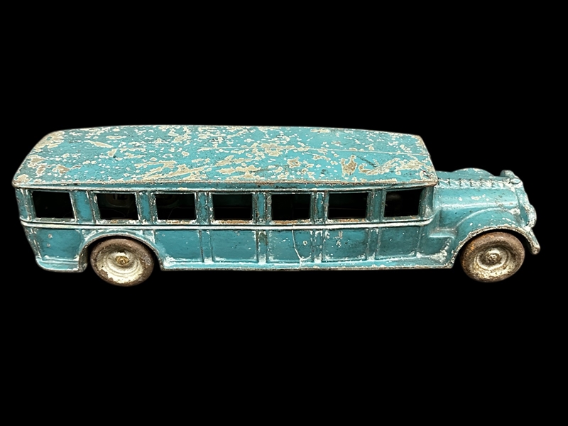 Arcade Cast Iron Blue Fageol Safety Coach Bus