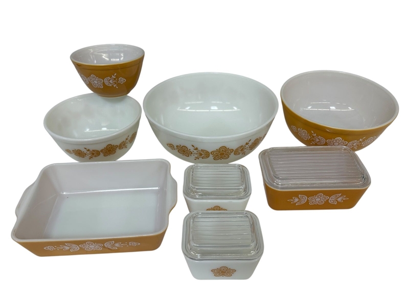 Pyrex Butterfly Nesting Bowls and Refrigerator Dishes