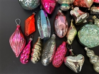 (76) Vintage Christmas Ornaments Glass, Paper, Cloth
