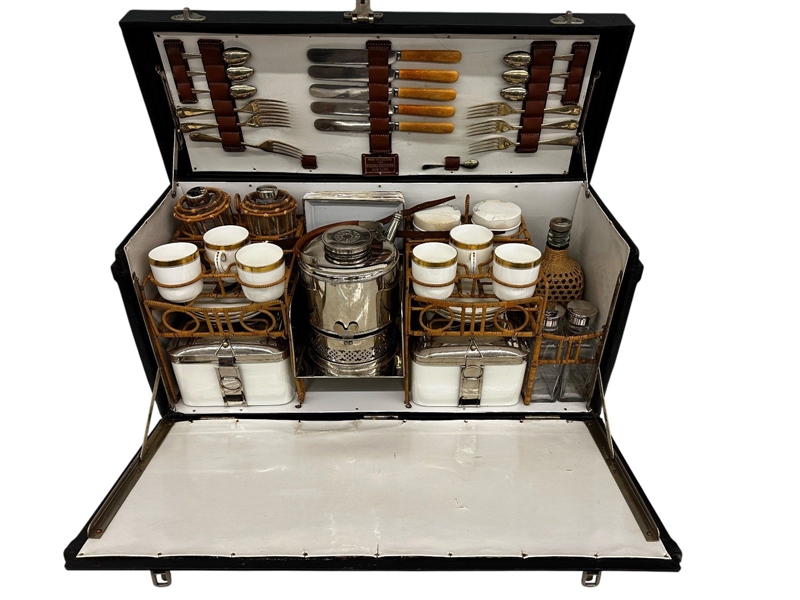 Luxury Picnic Set by Scott & Sons For Brooks Bros. NY Circa 1910