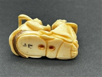 (21) Group of Antique Netsuke Figures: Karakuri, Katabori, Manju