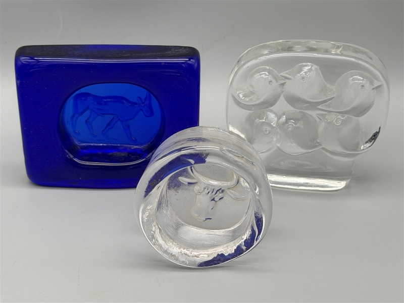 (3) Pieces Swedish, Finish Art Glass: Erik Hogland, Jorma Vennola Littala