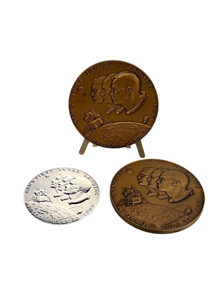 (2) 1969 Apollo 11 Bronze Commemorative Medals Medallic Art