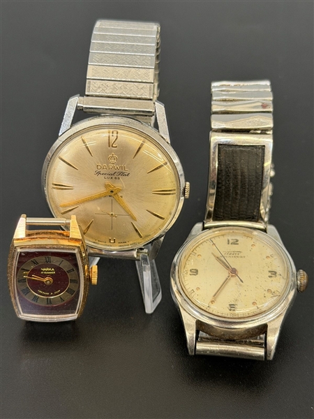 (3) Watches: Darwil Special Flat Lux 62, Tissot Aquasport, Gold Plated Chaika Seagull 17 Jewel