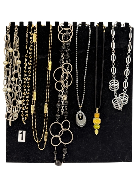 (7) Costume Jewelry Necklaces