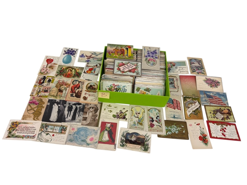 600-800 Border and Borderless Postcards Holiday, Pinups, Cartoon 