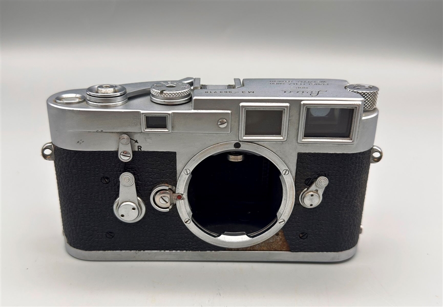 Leica M3 Ernst Leitz Wetzler 35mm Rangefinder Camera Body
